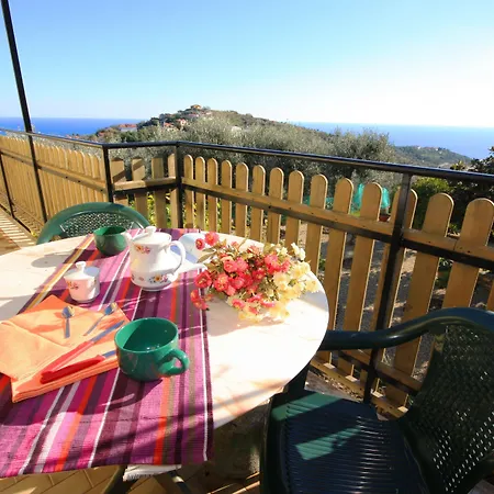 Da Ernestina Apartment Imperia